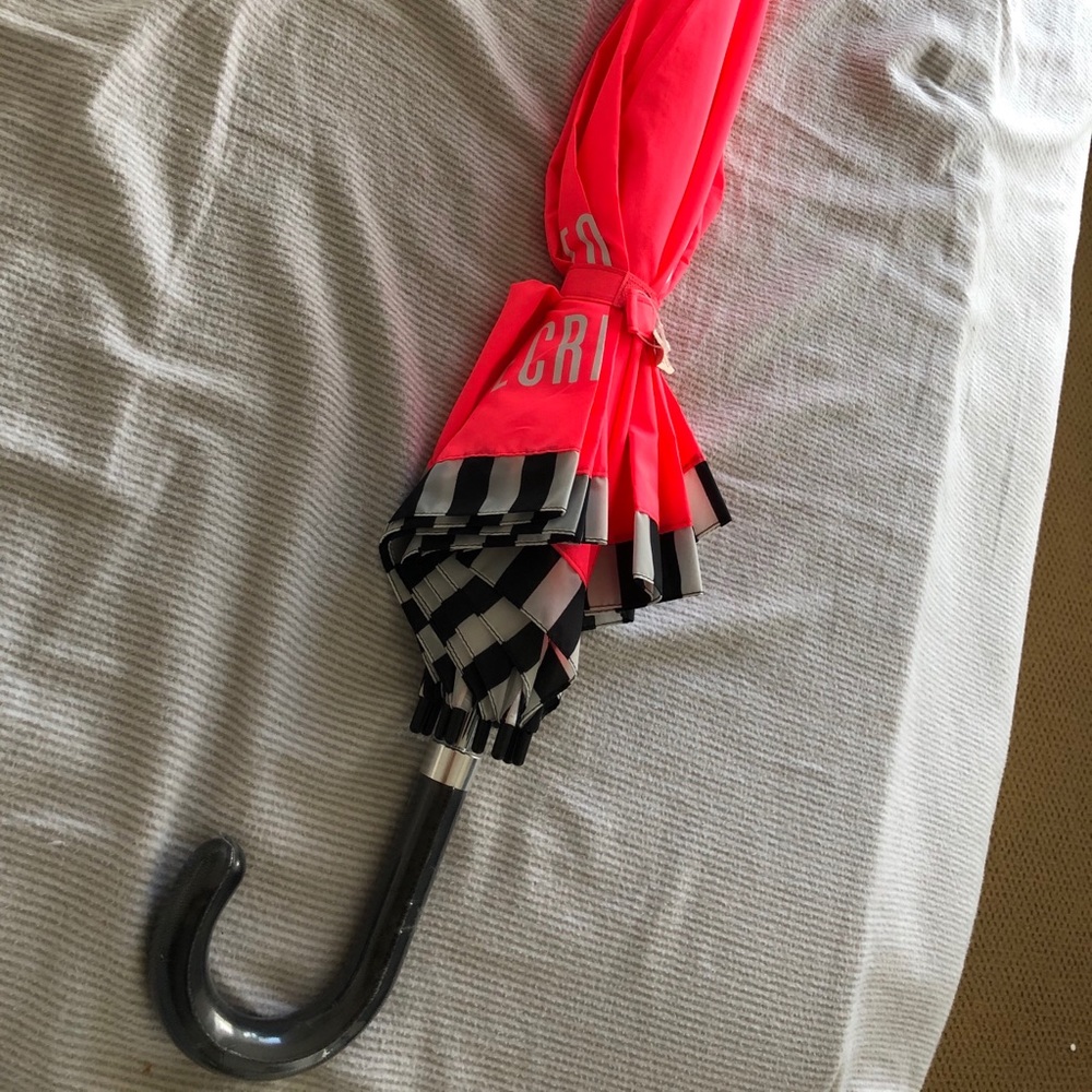 *NWT* Large Victoria’s Secret Umbrella